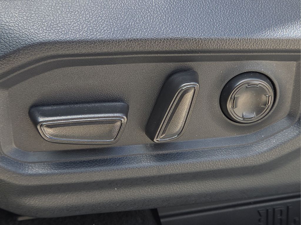 Certified 2025 Toyota Tundra 1794 Edition AWD/4WD image 19