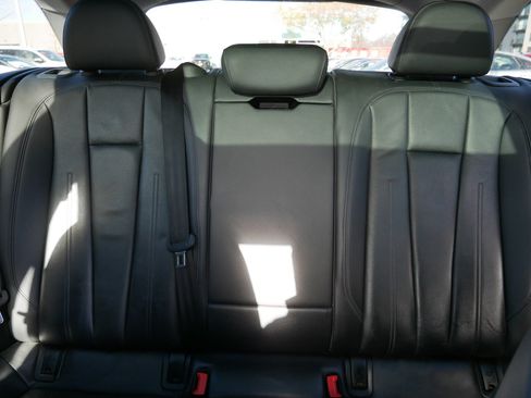 Used 2019 Audi A4 2.0T allroad Premium Plus image 13