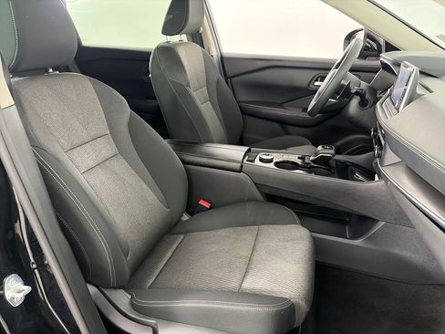 Used 2024 Nissan Rogue SV AWD/4WD image 30