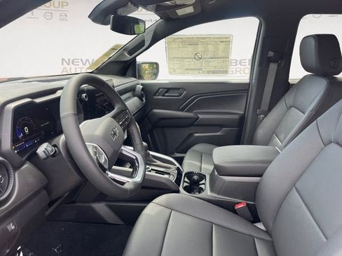 New 2026 Chevrolet Colorado Trail Boss AWD/4WD image 9