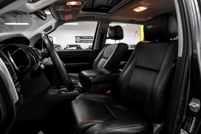 Used 2021 Toyota Sequoia TRD Pro AWD/4WD image 31