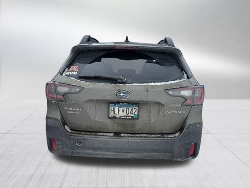 Used 2022 Subaru Outback Premium image 5
