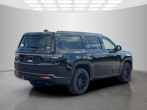 New 2026 Jeep Grand Wagoneer Limited AWD/4WD image 7