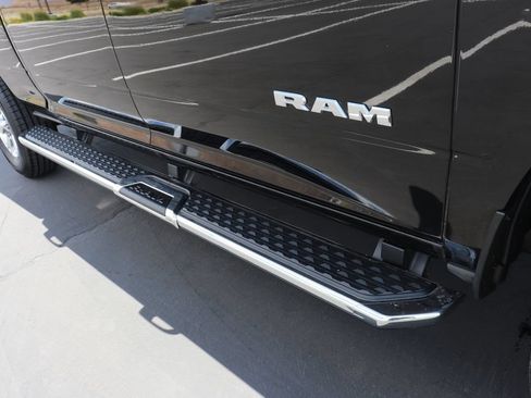 Used 2025 RAM 2500 Big Horn AWD/4WD image 10