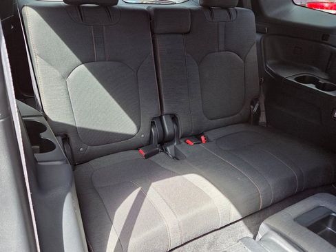 Certified 2023 Honda Pilot Sport image 17