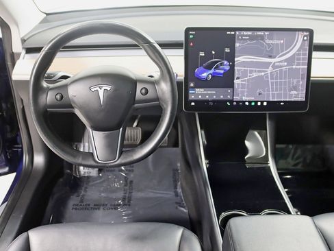 Used 2018 Tesla Model 3 Long Range image 14