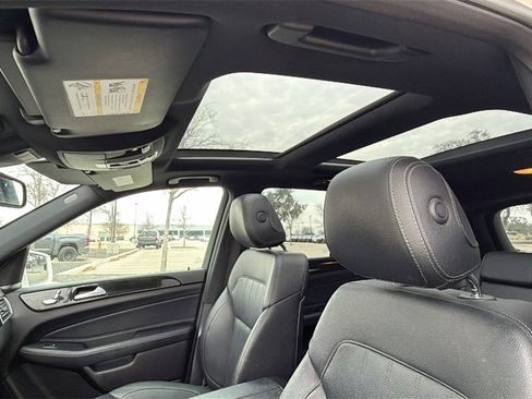 Used 2018 Mercedes-Benz GLE 350 image 19