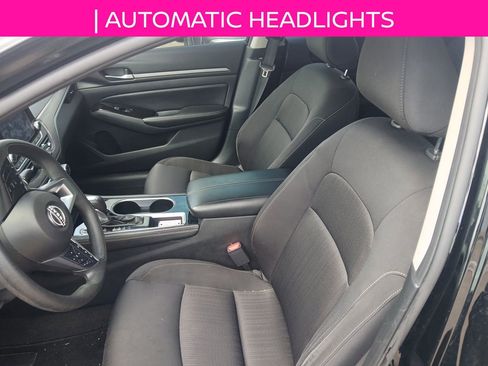 Used 2023 Nissan Altima 2.5 SV image 11