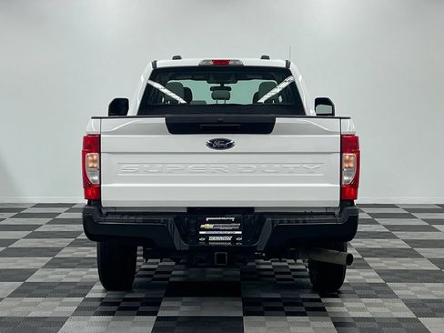 Used 2021 Ford F250 XL w/ Power Equipment Group RWD image 5