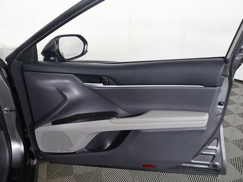 Used 2023 Toyota Camry LE image 20