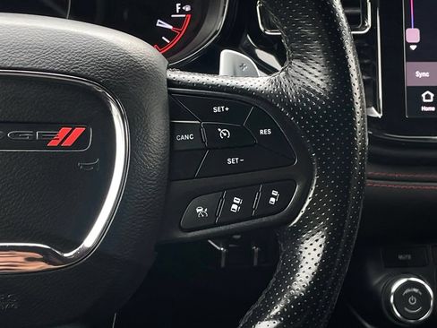Used 2024 Dodge Durango GT RWD image 13