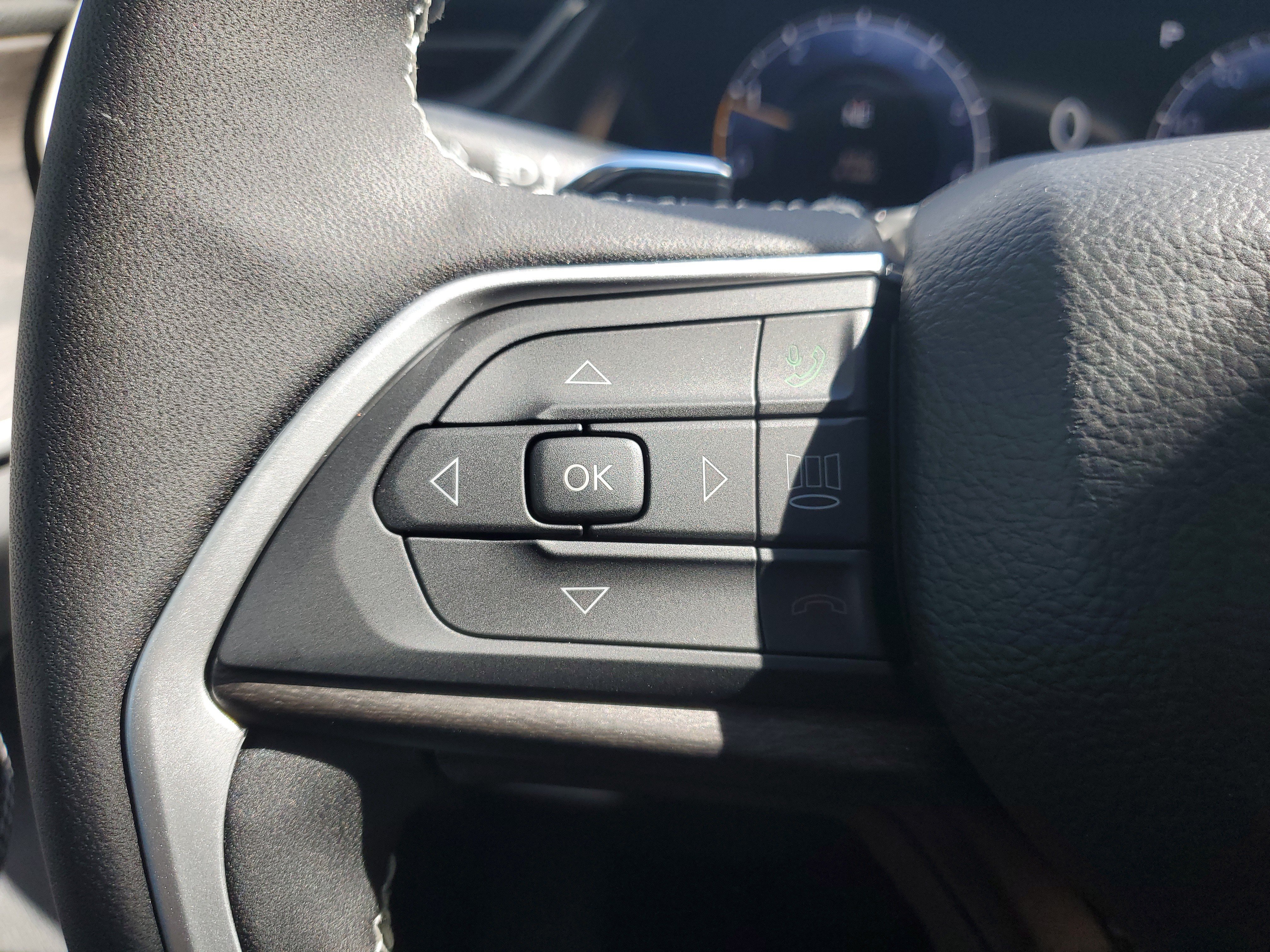 New 2027 Jeep Grand Cherokee Limited RWD image 13