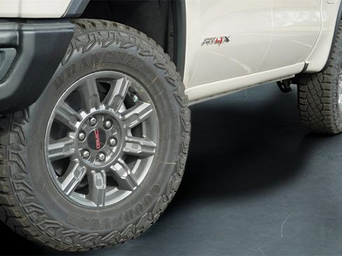 New 2026 GMC Sierra 1500 AT4X image 3