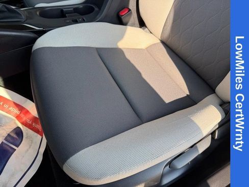 Used 2025 Toyota Corolla LE FWD image 17