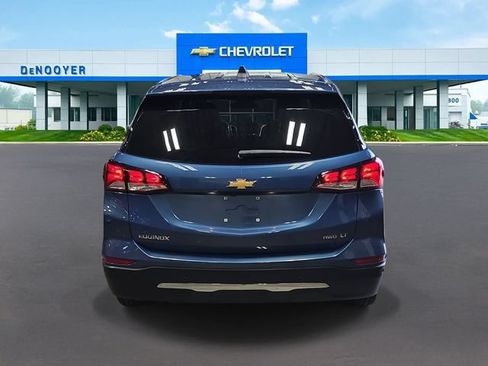 Used 2024 Chevrolet Equinox LT AWD/4WD image 8