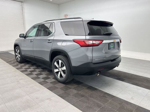 Certified 2021 Chevrolet Traverse LT w/ LT Premium Package AWD/4WD image 3