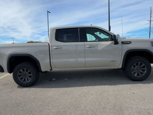 New 2026 GMC Sierra 1500 AT4X image 9