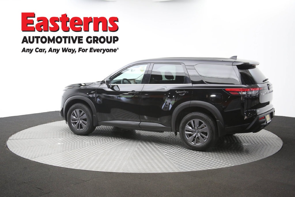 Used 2023 Nissan Pathfinder S AWD/4WD image 65
