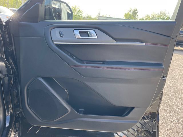 Used 2026 Ford Explorer ST-Line AWD/4WD image 18