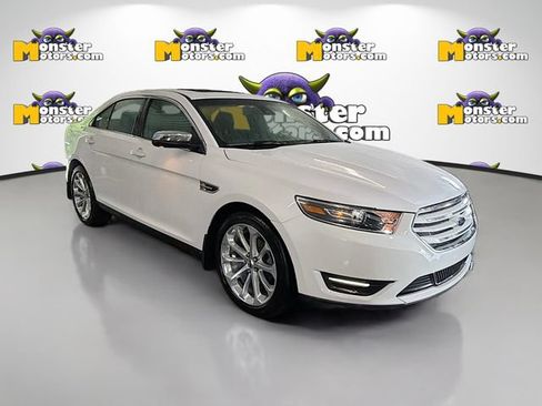 Used 2018 Ford Taurus Limited AWD/4WD image 3