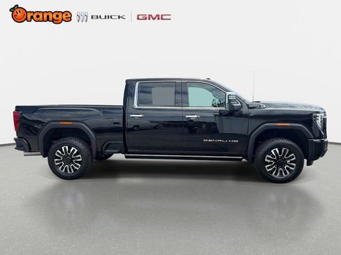 New 2026 GMC Sierra 2500 Denali Ultimate AWD/4WD image 2