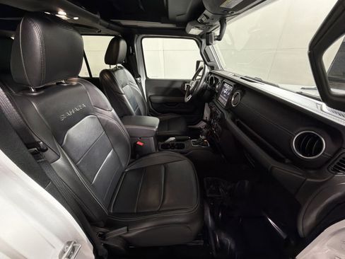 Used 2021 Jeep Wrangler Unlimited Sahara image 26