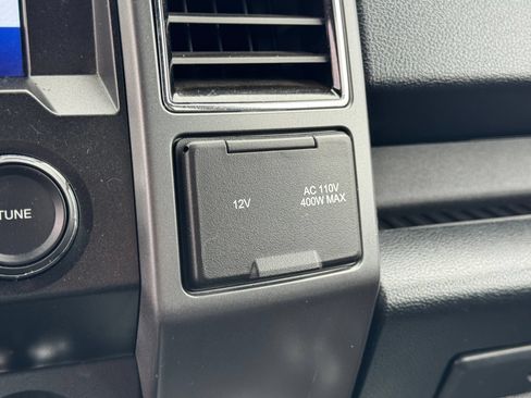 Used 2020 Ford F150 XLT w/ Equipment Group 302A Luxury AWD/4WD image 56