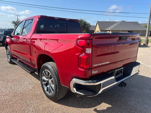 Used 2024 Chevrolet Silverado 1500 LT w/ Texas Edition Plus RWD image 4