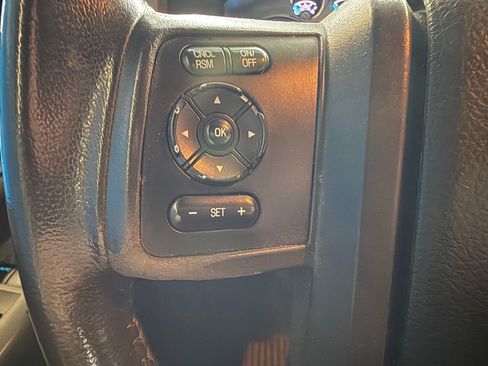 Used 2015 Ford F350 Lariat w/ Chrome Package image 15