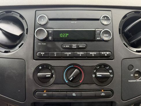 Used 2009 Ford F550 4x4 Regular Cab Super Duty image 27