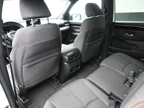 Certified 2023 Honda Pilot Sport image 15