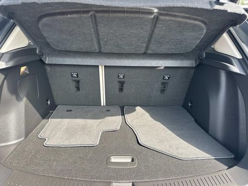 Used 2024 Buick Encore GX Avenir FWD image 6