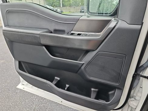 Used 2024 Ford F150 XLT w/ XLT Black Appearance Package RWD image 29