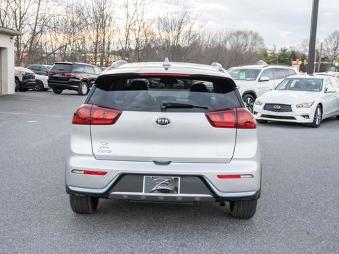 Used 2019 Kia Niro LX image 8