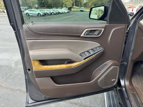 Used 2017 GMC Yukon Denali w/ Open Road Package image 10