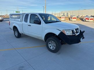 Used 2015 Nissan Frontier S video 1