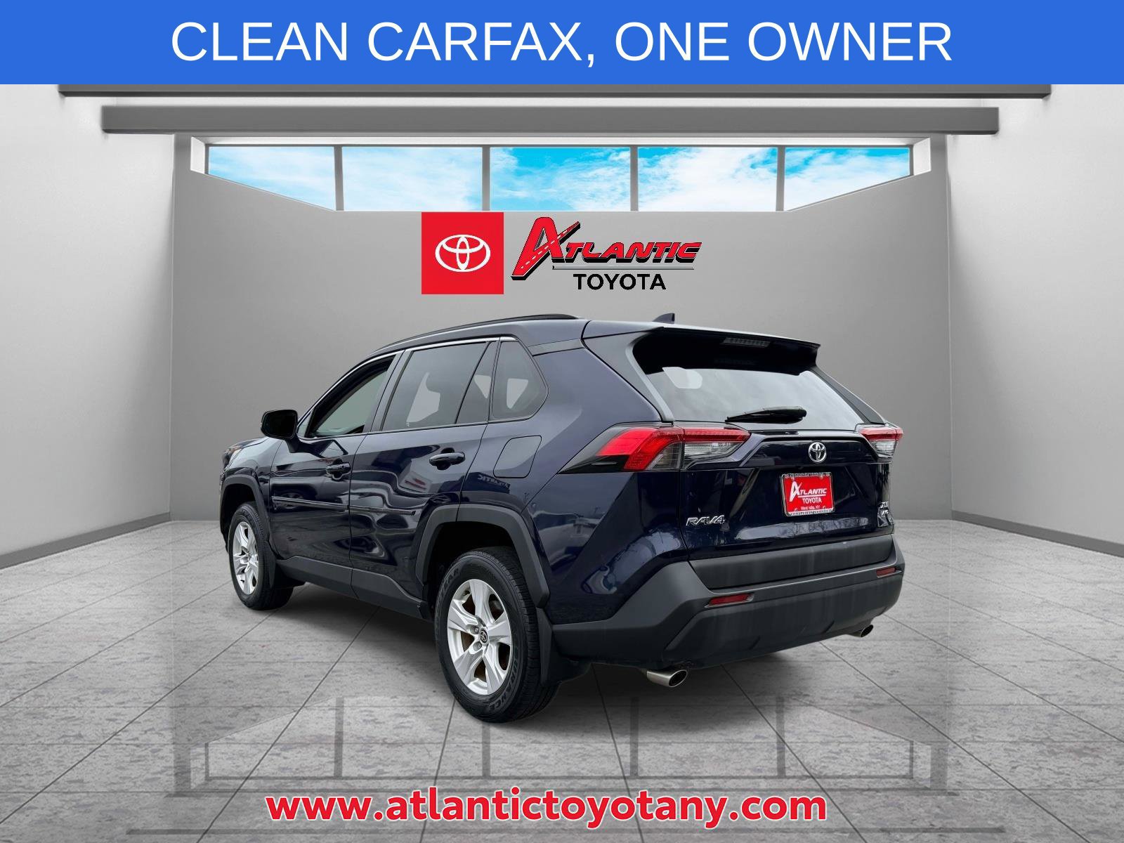 Used 2021 Toyota RAV4 XLE AWD/4WD image 5