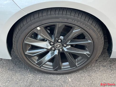 Certified 2026 Toyota Corolla SE w/ SE Package FWD image 8