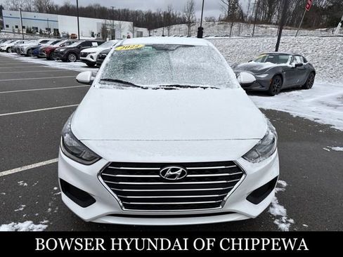 Used 2022 Hyundai Accent SE image 8