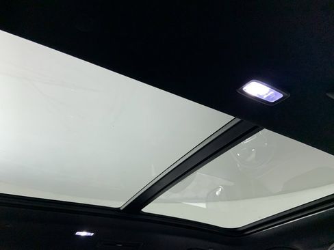 Used 2026 GMC Acadia Denali w/ Super Cruise Package image 16