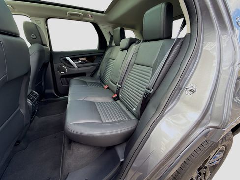 Used 2025 Land Rover Discovery Sport S image 35