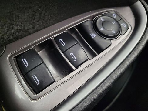 Used 2018 Chevrolet Malibu LS image 27