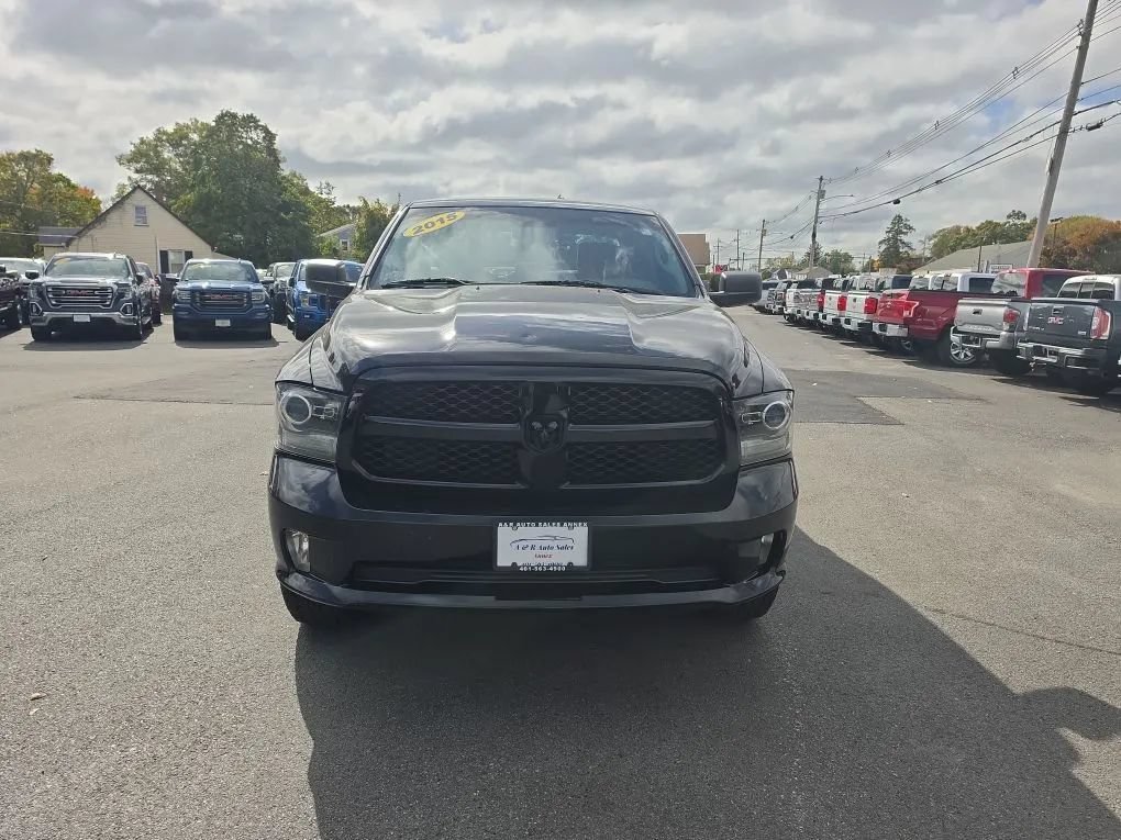 Used 2015 RAM 1500 Express w/ Black Ram 1500 Express Group AWD/4WD image 2
