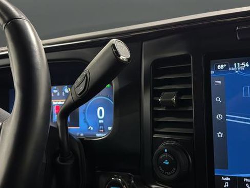 Used 2023 Ford F250 Lariat w/ Lariat Ultimate Package image 18