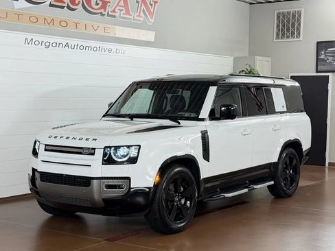 Used 2023 Land Rover Defender 130 X-Dynamic SE AWD/4WD image 4