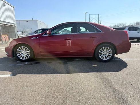 Used 2011 Cadillac CTS Luxury image 2