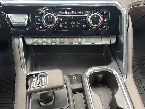 Used 2026 GMC Sierra 1500 Denali w/ Denali Reserve Package image 24