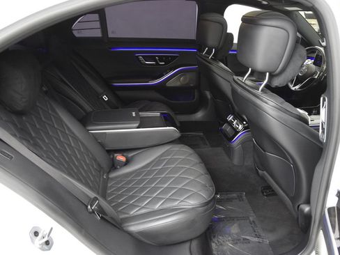 Certified 2023 Mercedes-Benz S 580 4MATIC Sedan image 19