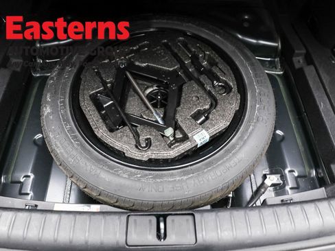 Used 2023 Genesis G70 2.0T image 23