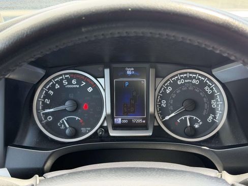 Certified 2023 Toyota Tacoma SR5 w/ SR5 Appearance Package RWD image 11